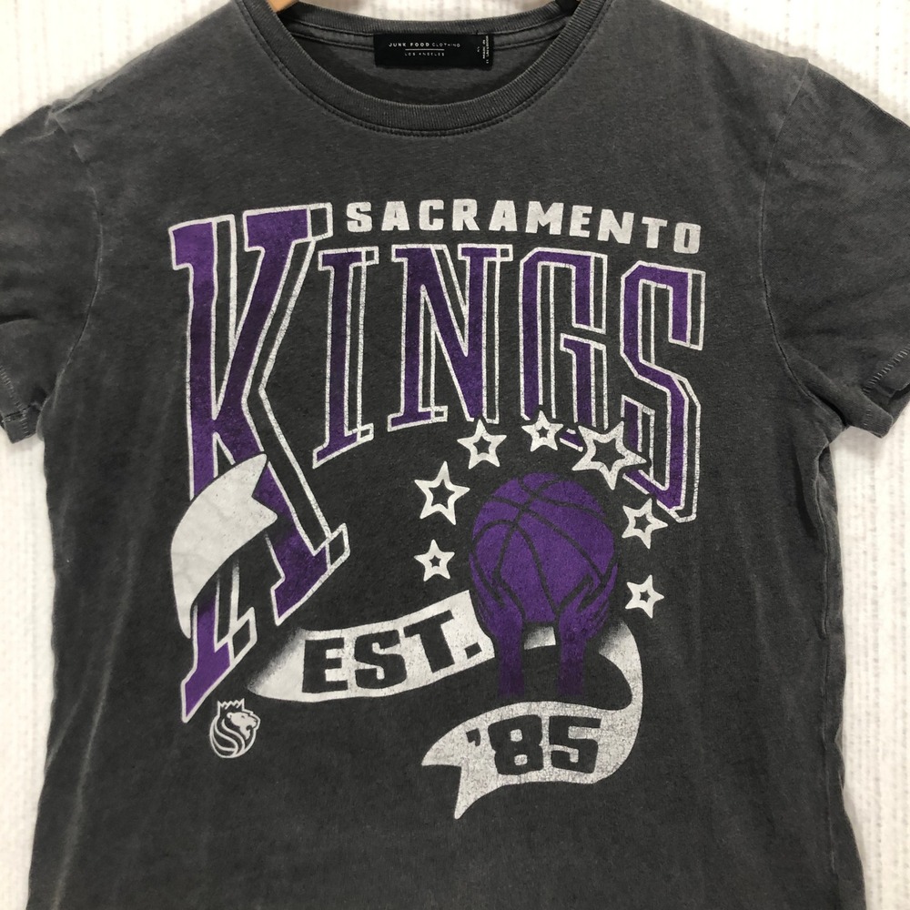 Junk Food‎ Clothing Sacramento Kings NBA Graphic T-Shirt Gray Size S